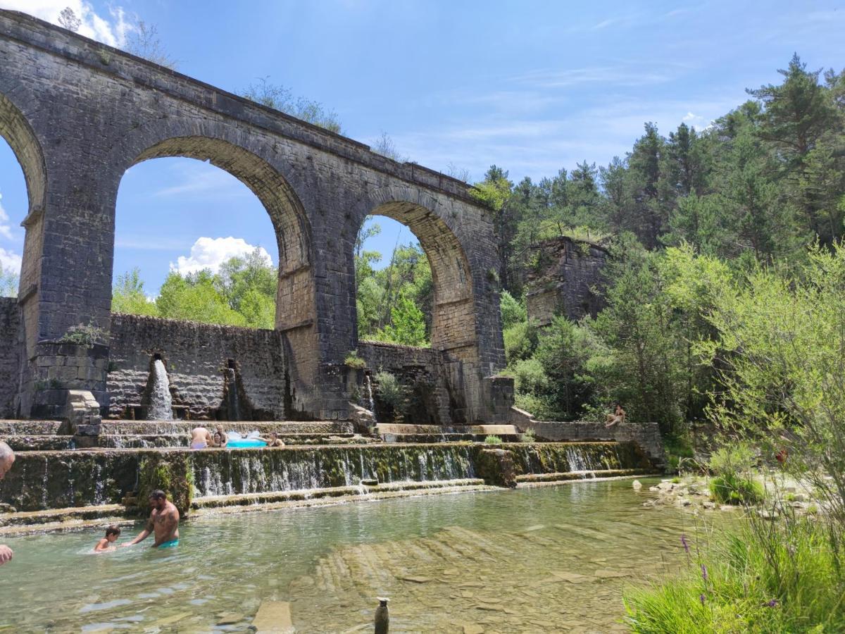 Apartamento Luga Castiello de Jaca Luaran gambar