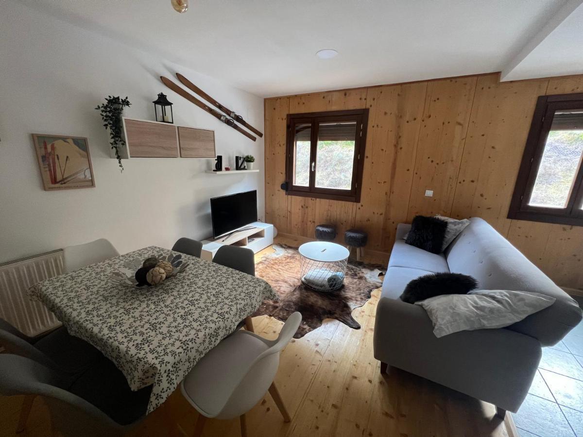 Apartamento Luga Castiello de Jaca Luaran gambar